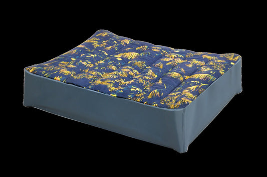 Mt. EverRestTM Insulated Dog Cot Cover