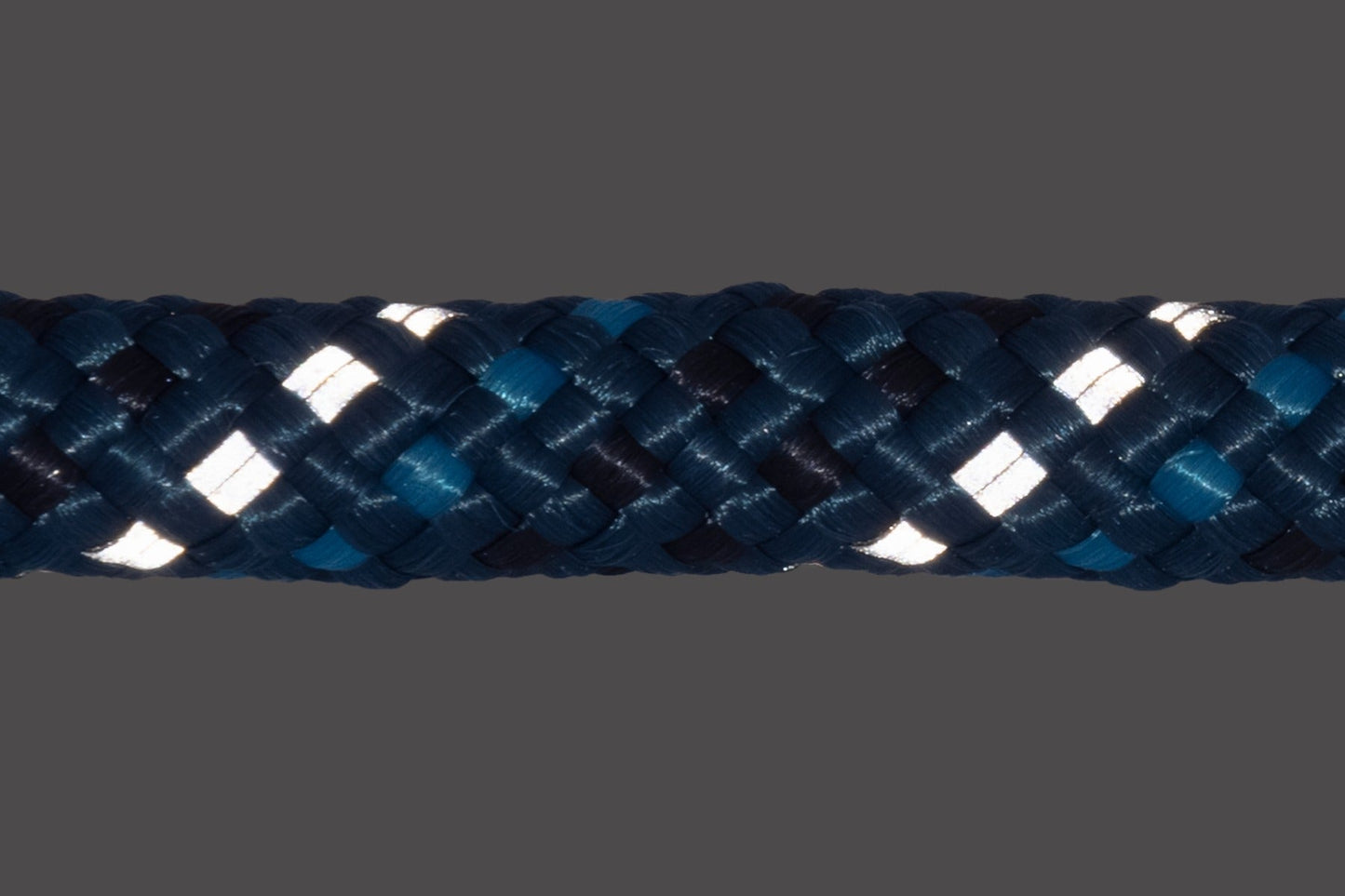 Knot-a-CollarTM Rope Dog Collar