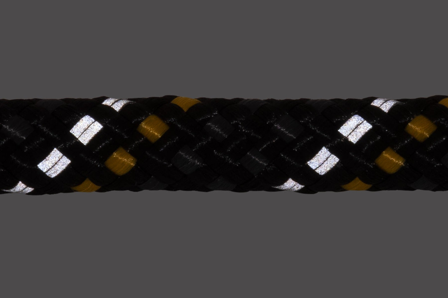 Knot-a-CollarTM Rope Dog Collar